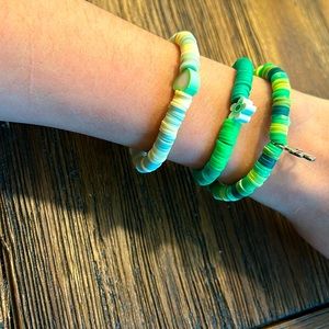Green pack bracelet